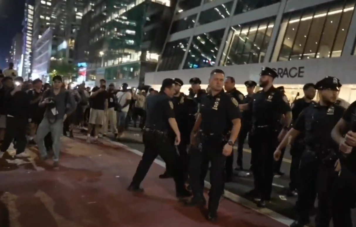 美媒扎心福克斯，米奇也被质疑！文班若想争冠，马刺要做出3改变