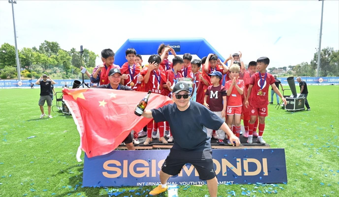 910加载中FIFA前10已有8队进16强，阿根廷明日出战，荷兰出局